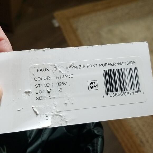 NWT Via Spiga Green Faux Down Asymmetrical Zip Front Puffer Jacket - Picture 8 of 13